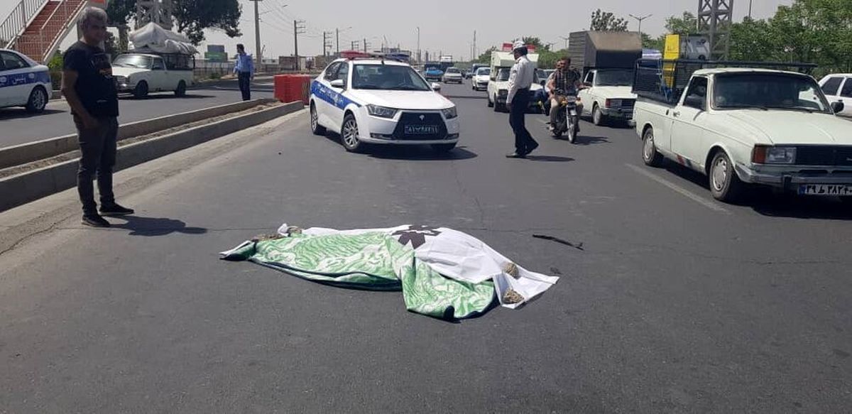 حادثه در حسین آباد اسلامشهر: راننده مست پس از زیر گرفتن پیرزن فرار کرد حادثه در حسین آباد اسلامشهر: راننده مست پس از زیر گرفتن پیرزن فرار کرد