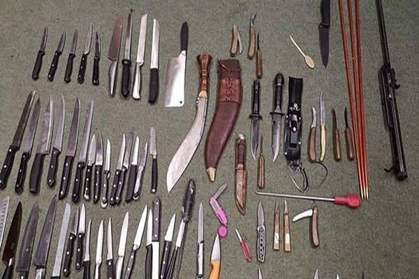 ۱۲۵ نفر از حاملان سلاح سرد در اسلامشهر دستگیر شدند ۱۲۵ نفر از حاملان سلاح سرد در اسلامشهر دستگیر شدند