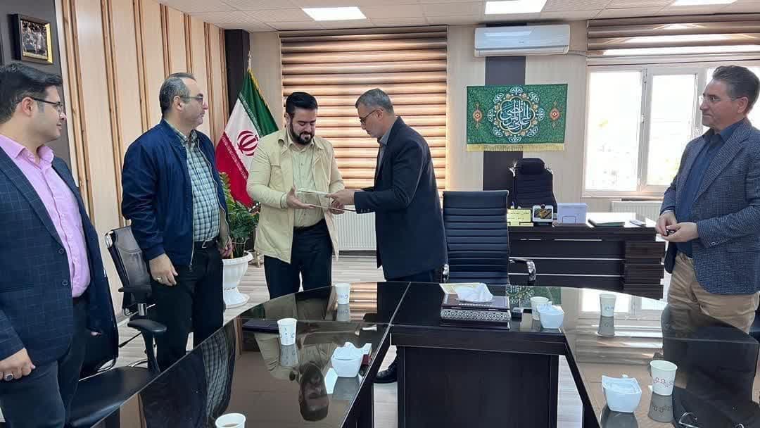 دمیدن هوای تازه در لایه ی مدیران شهرداری اسلامشهر/ مجید رجبی دوباره به بدنه مدیریتی برگشت دمیدن هوای تازه در لایه ی مدیران شهرداری اسلامشهر/ مجید رجبی دوباره به بدنه مدیریتی برگشت