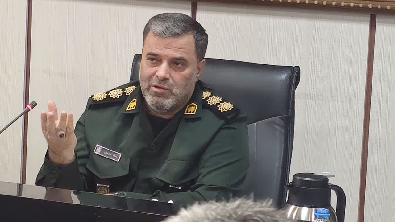 فرمانده سپاه آب پاکی را روی دست فرصت طلبان ریخت فرمانده سپاه آب پاکی را روی دست فرصت طلبان ریخت