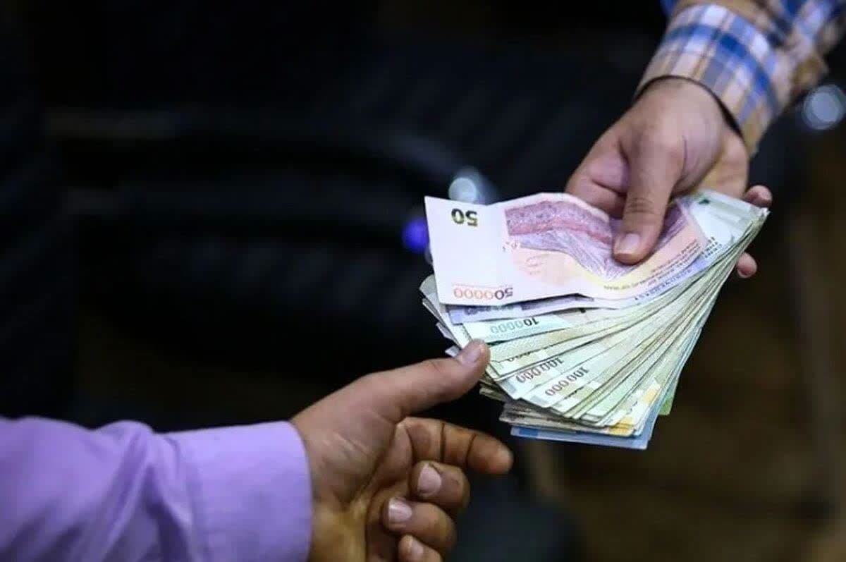 افزایش ۴۵ درصدی حقوق و دستمزد کارگران در سال ۱۴۰۴ افزایش ۴۵ درصدی حقوق و دستمزد کارگران در سال ۱۴۰۴