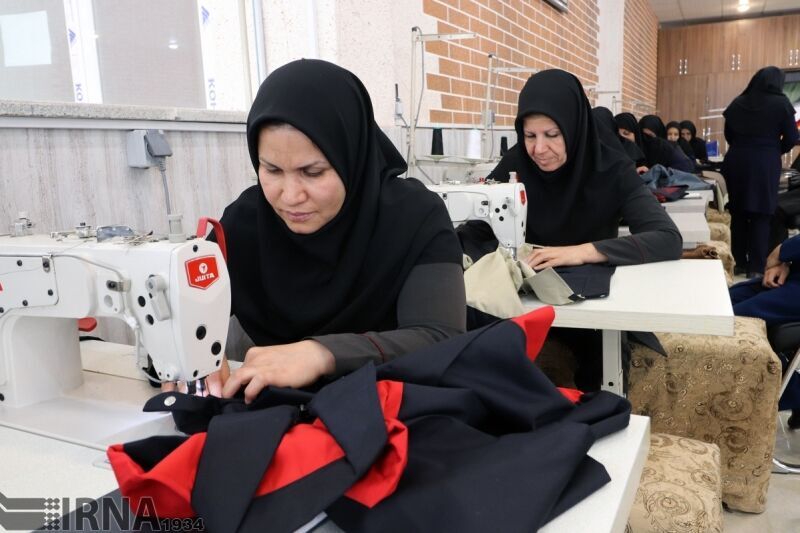 اشتغال ۴۰۰ واحد خانگی در مناطق محروم اسلامشهر اشتغال ۴۰۰ واحد خانگی در مناطق محروم اسلامشهر