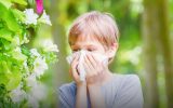 راهکارهای مقابله با آلرژی بهاری