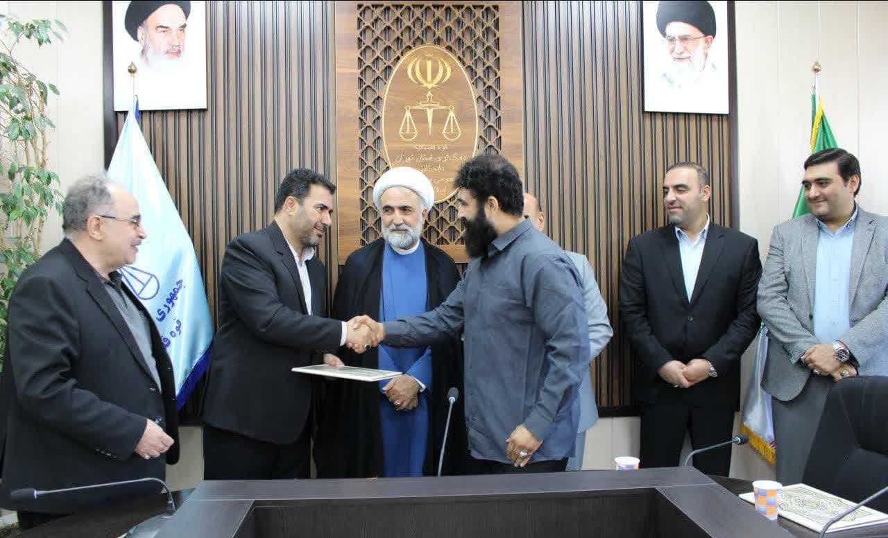 کسب رتبه برتر استان تهران توسط انجمن حمایت از زندانیان شهرستان اسلامشهر کسب رتبه برتر استان تهران توسط انجمن حمایت از زندانیان شهرستان اسلامشهر