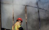آتش سوزی کارگاه مبل سازی درچهاردانگه آتش سوزی کارگاه مبل سازی درچهاردانگه