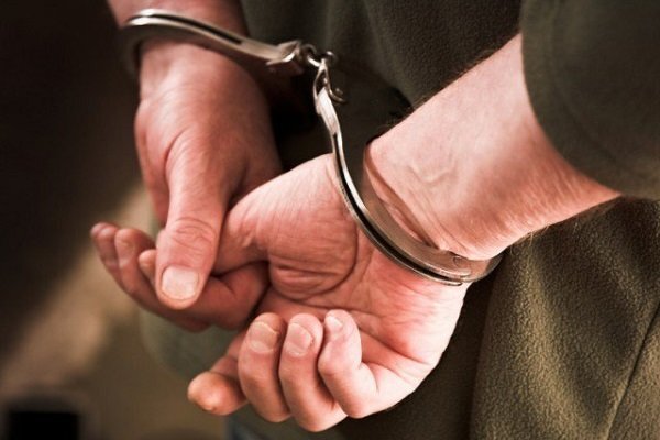 دستگیری سارقان طلاجات با ترفند مامور کنتورخوان در اسلامشهر دستگیری سارقان طلاجات با ترفند مامور کنتورخوان در اسلامشهر