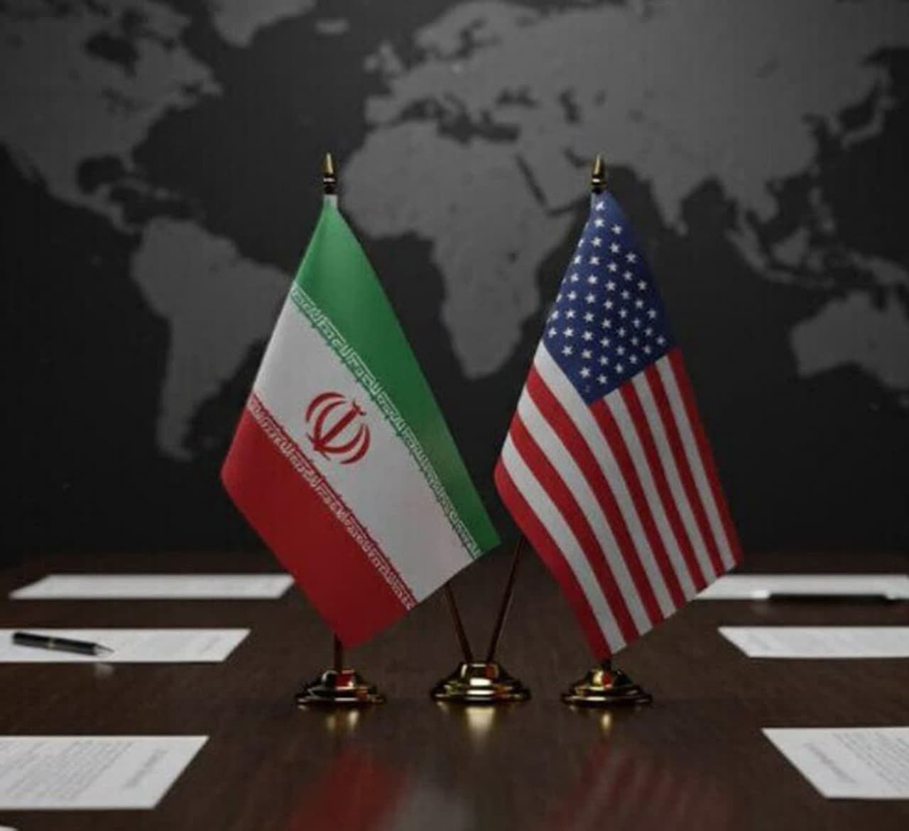 تعویق گفتگوها بنا به پیشنهاد وزیر خارجه عمان بود تعویق گفتگوها بنا به پیشنهاد وزیر خارجه عمان بود