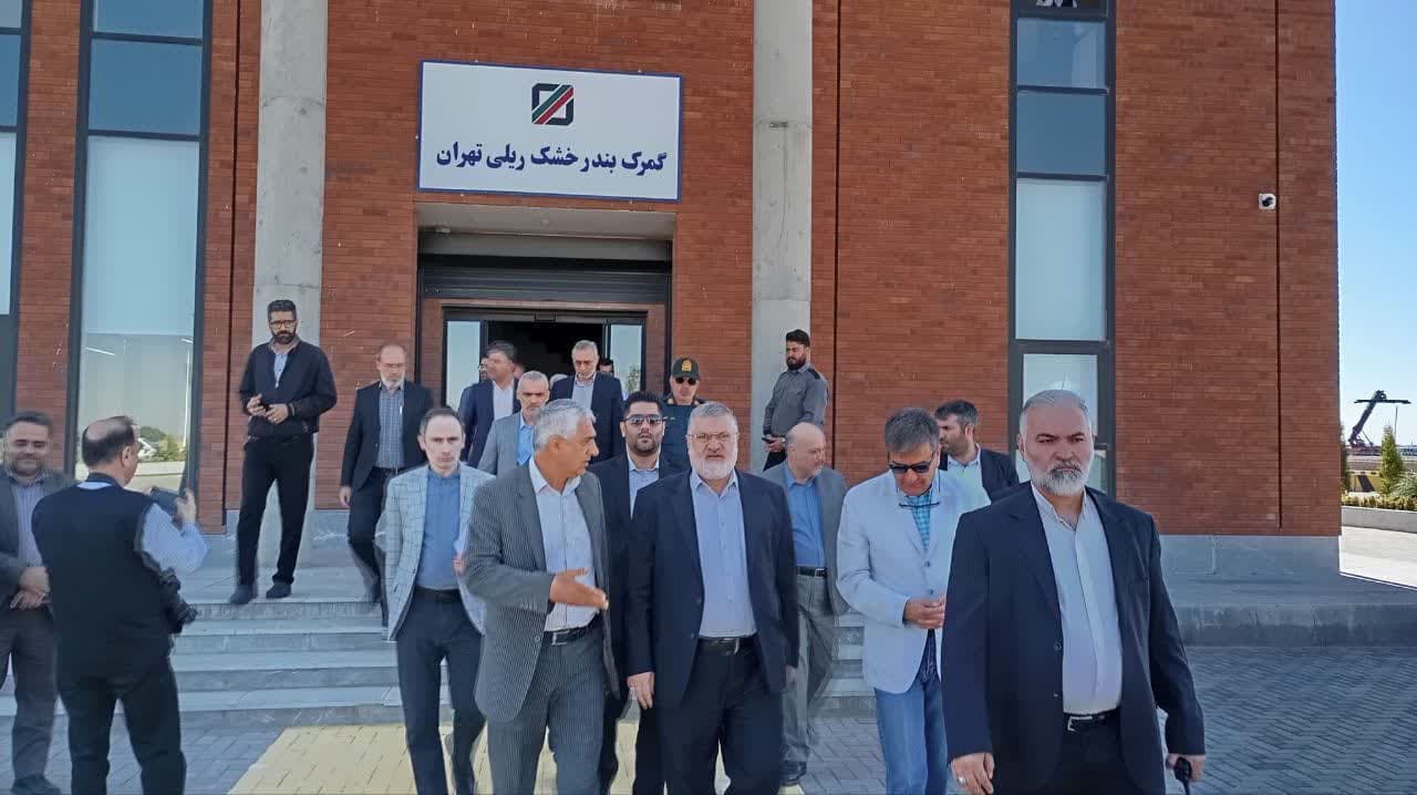 بازدید استاندار تهران از بزرگترین بندر خشک ریلی خاورمیانه در شهرستان اسلامشهر بازدید استاندار تهران از بزرگترین بندر خشک ریلی خاورمیانه در شهرستان اسلامشهر