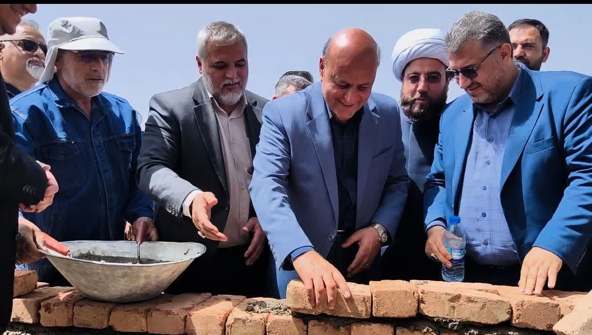 آغاز ساخت سه مدرسه جدید در اسلامشهر با حضور معاون عمرانی استاندار تهران آغاز ساخت سه مدرسه جدید در اسلامشهر با حضور معاون عمرانی استاندار تهران