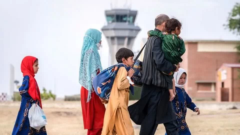 دستور اخراج اتباع غیرمجاز صادر شد؛ همه افغانها باید ایران را ترک کنند دستور اخراج اتباع غیرمجاز صادر شد؛ همه افغانها باید ایران را ترک کنند