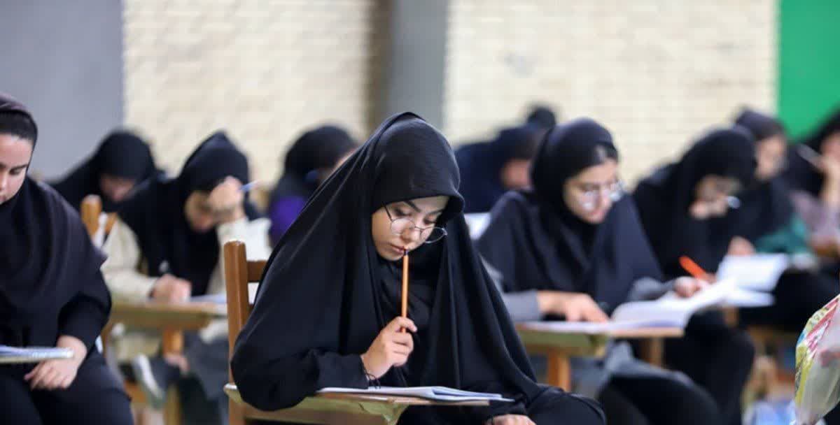 رقابت ۴۹۲۵ کنکوری در اسلامشهر رقابت ۴۹۲۵ کنکوری در اسلامشهر