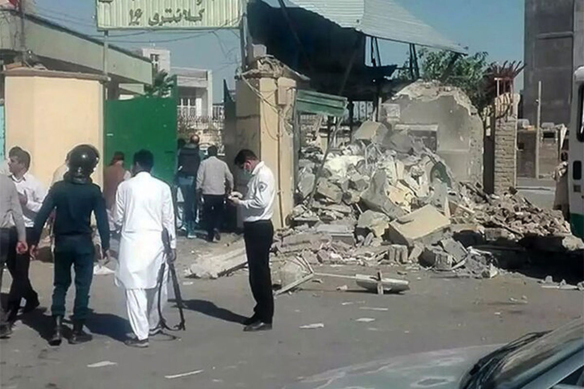 در حمله تروریستی به دادگستری زاهدان تاکنون ۵ نفر شهید شده‌اند