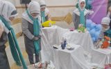 قلک‌هایی که برای عشق شکستند؛حضوردانش‌آموزان دبستان فاطمه زهرا(س) اسلامشهر در جشن عاطفه‌ها