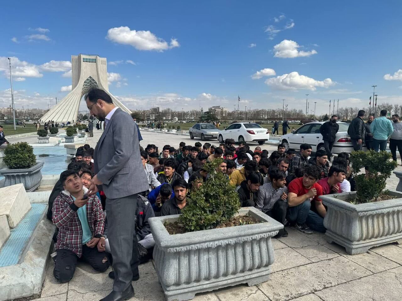 فاز دوم طرد اتباع غیرمجاز در استان تهران اجرایی می شود فاز دوم طرد اتباع غیرمجاز در استان تهران اجرایی می شود