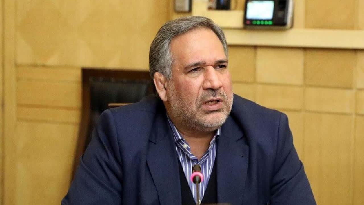 برای تغییر پول ملی اسکناسهای قدیم و جدید سه سال با هم استفاده میشوند برای تغییر پول ملی اسکناسهای قدیم و جدید سه سال با هم استفاده میشوند