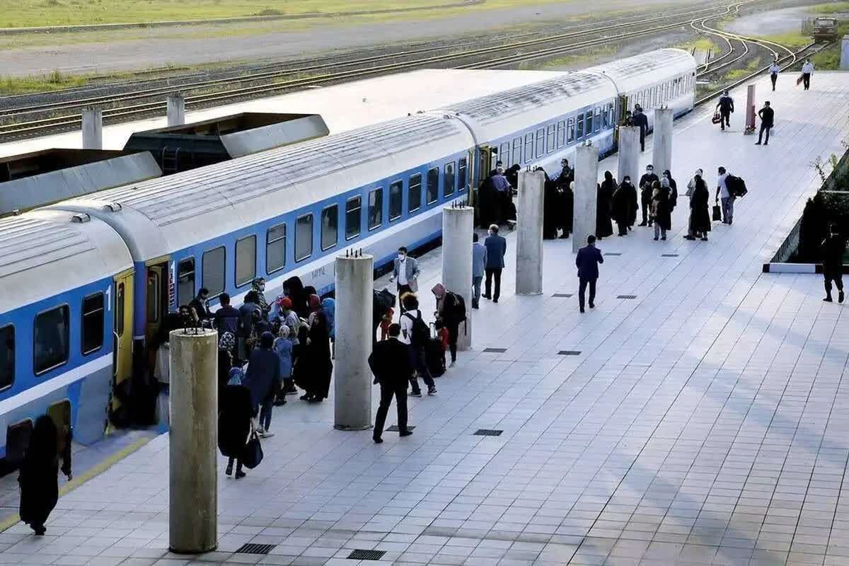 آغاز پیشفروش بلیت قطارهای آبانماه از ۲۶ مهر آغاز پیشفروش بلیت قطارهای آبانماه از ۲۶ مهر