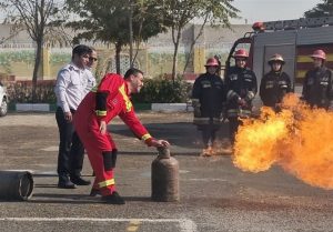 مانور آمادگی و مدیریت بحران در مدرسه طباطبایی اسلامشهر