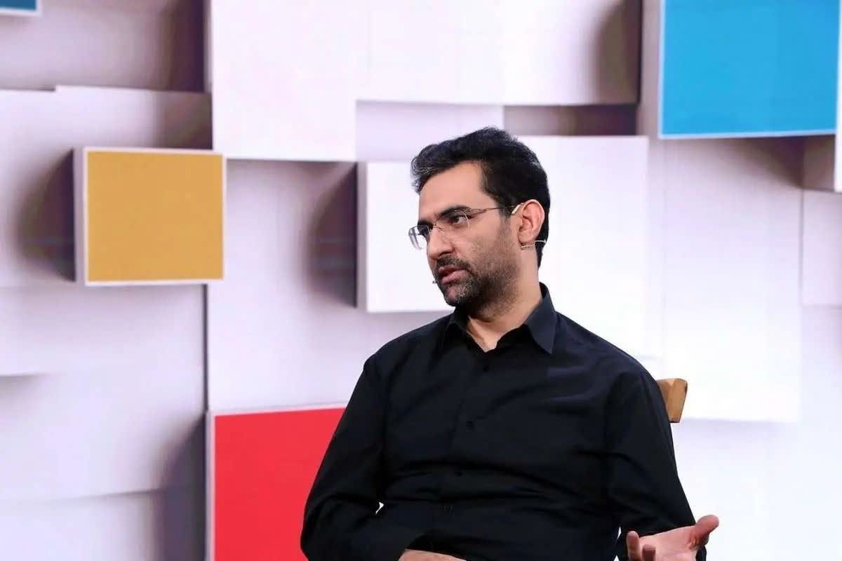 آذری جهرمی: همه چیز دلاری شده، به جز حقوق کارگران و کارمندان